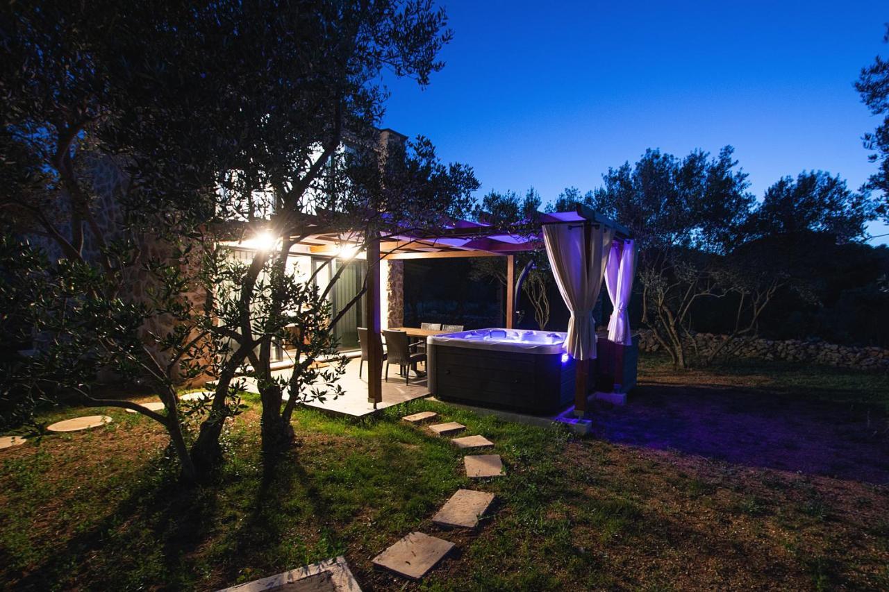 Villa Capesanta Atraktivna Kamena Kucica Lukoran Esterno foto