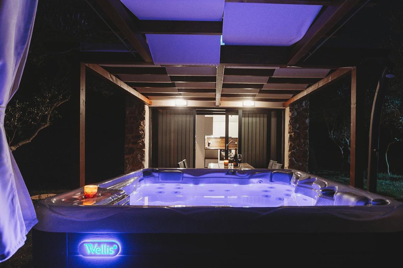 Villa Capesanta Atraktivna Kamena Kucica Lukoran Esterno foto