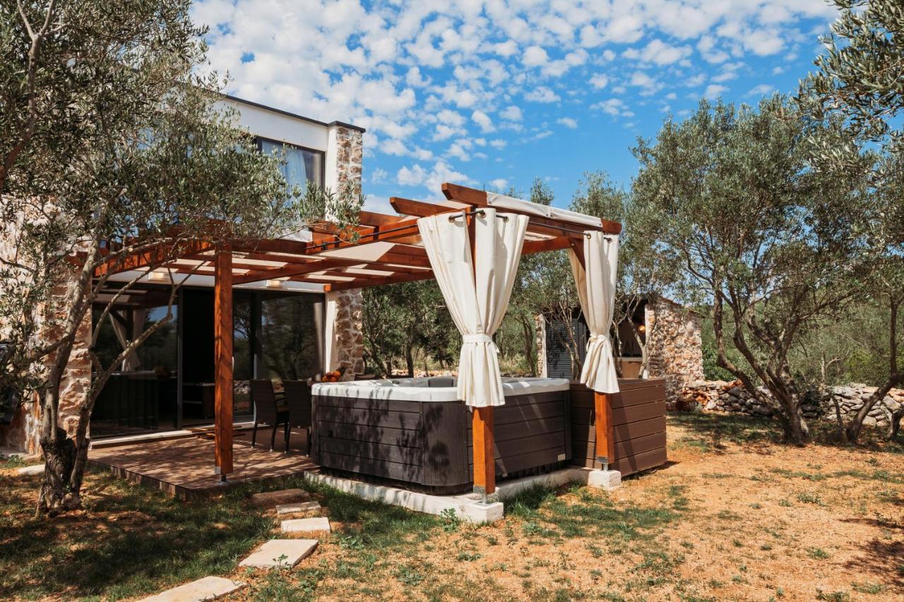 Villa Capesanta Atraktivna Kamena Kucica Lukoran Esterno foto