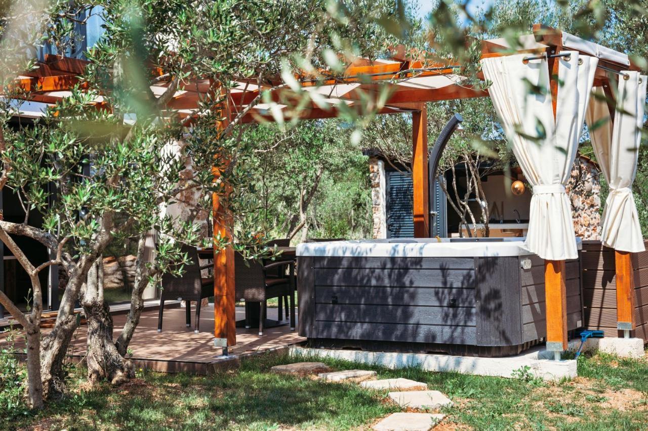 Villa Capesanta Atraktivna Kamena Kucica Lukoran Esterno foto