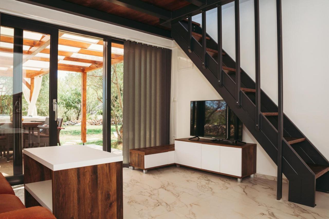 Villa Capesanta Atraktivna Kamena Kucica Lukoran Esterno foto